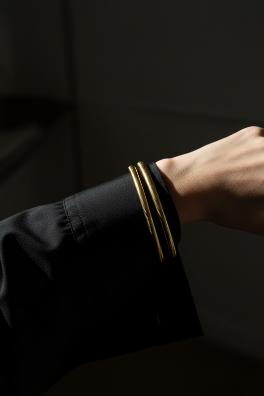 2 bracelets texturés over sleeve sombre